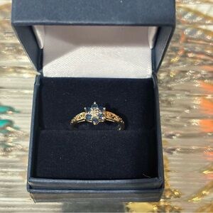 10K Gold Floral Sapphire and Diamond Cluster Ring - Blue - Natural Not Faux Sz 7